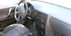 Essai de la Volkswagen Polo III 1994 - 2001 : Il y a Polo 3 et Polo 3   Avant et après le restylage il y a un réel fossé. (+ 184 avis)