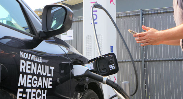 Voiture électrique : quelle taille de batterie choisir ?