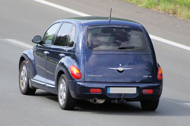 Changer le condenseur d'un PT Cruiser