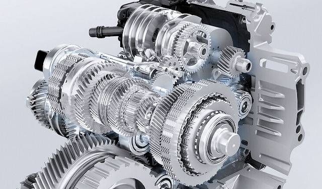 Réparation D'un Roulement De La Couronne De Transmission D'une Voiture Dans  La Presse Hydraulique