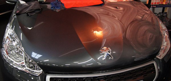 Traitement de rayures, micros rayures auto, retouches peinture carrosserie  Bordeaux - Mavoitureclean