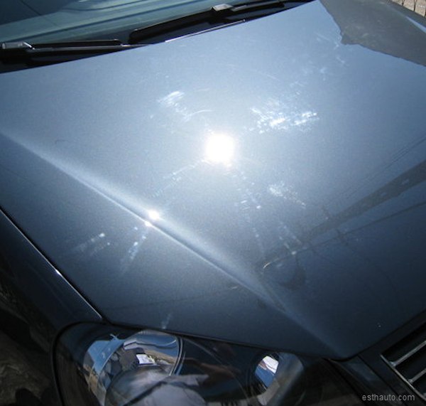 Entretien : comment effacer les micro rayures des vitres de son véhicule ?  - Teintéo