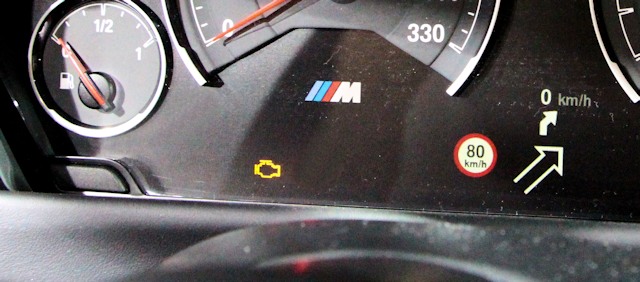 Que signifie le voyant rouge fixe de votre compteur et comment y remédier ?  